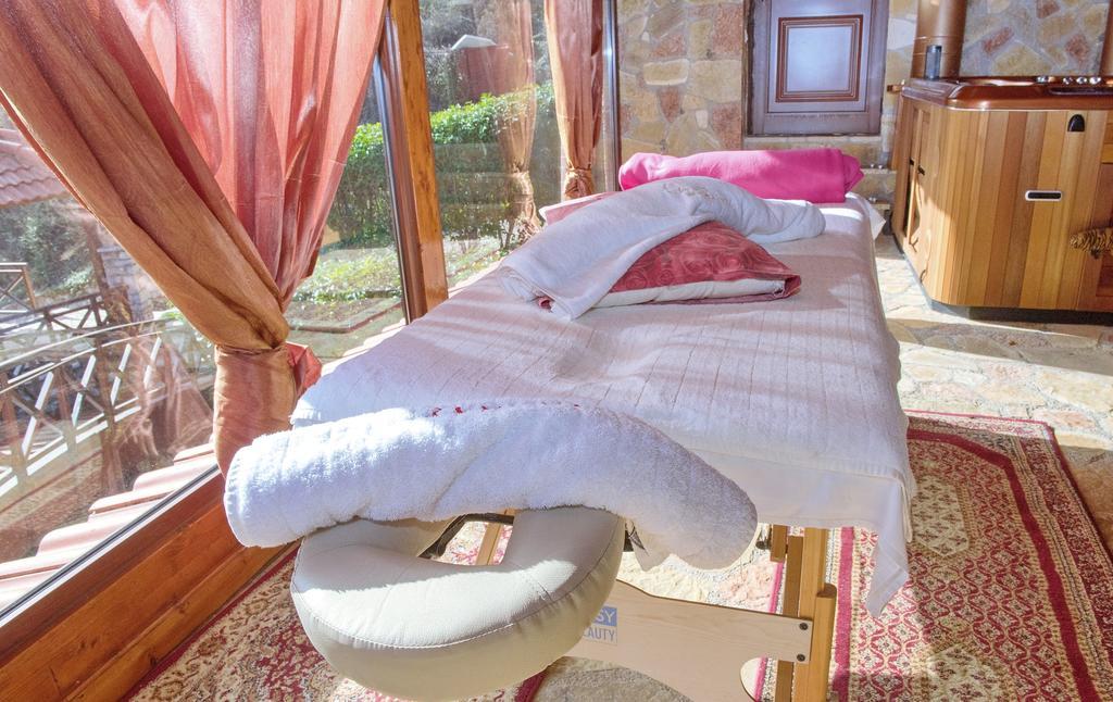 קאטו זאכלורו Oneiro Resort מראה חיצוני תמונה